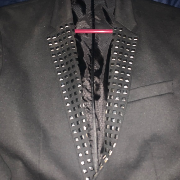 Men’s black blazer with studs. 40 LARGE - Picture 7 of 10